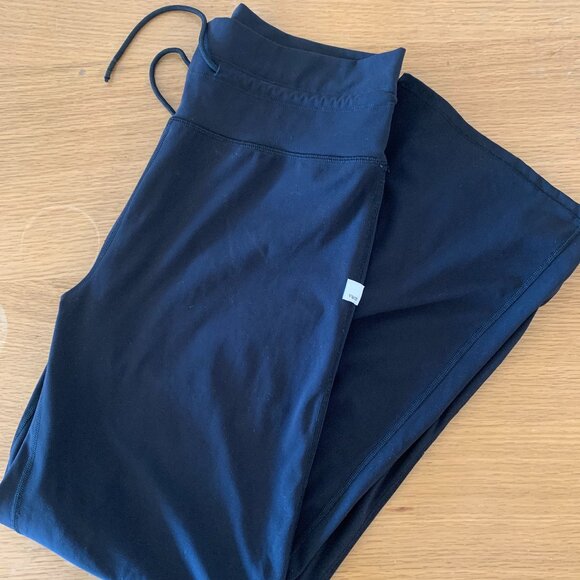 Vuori Wide Leg Pants - Picture 1 of 4